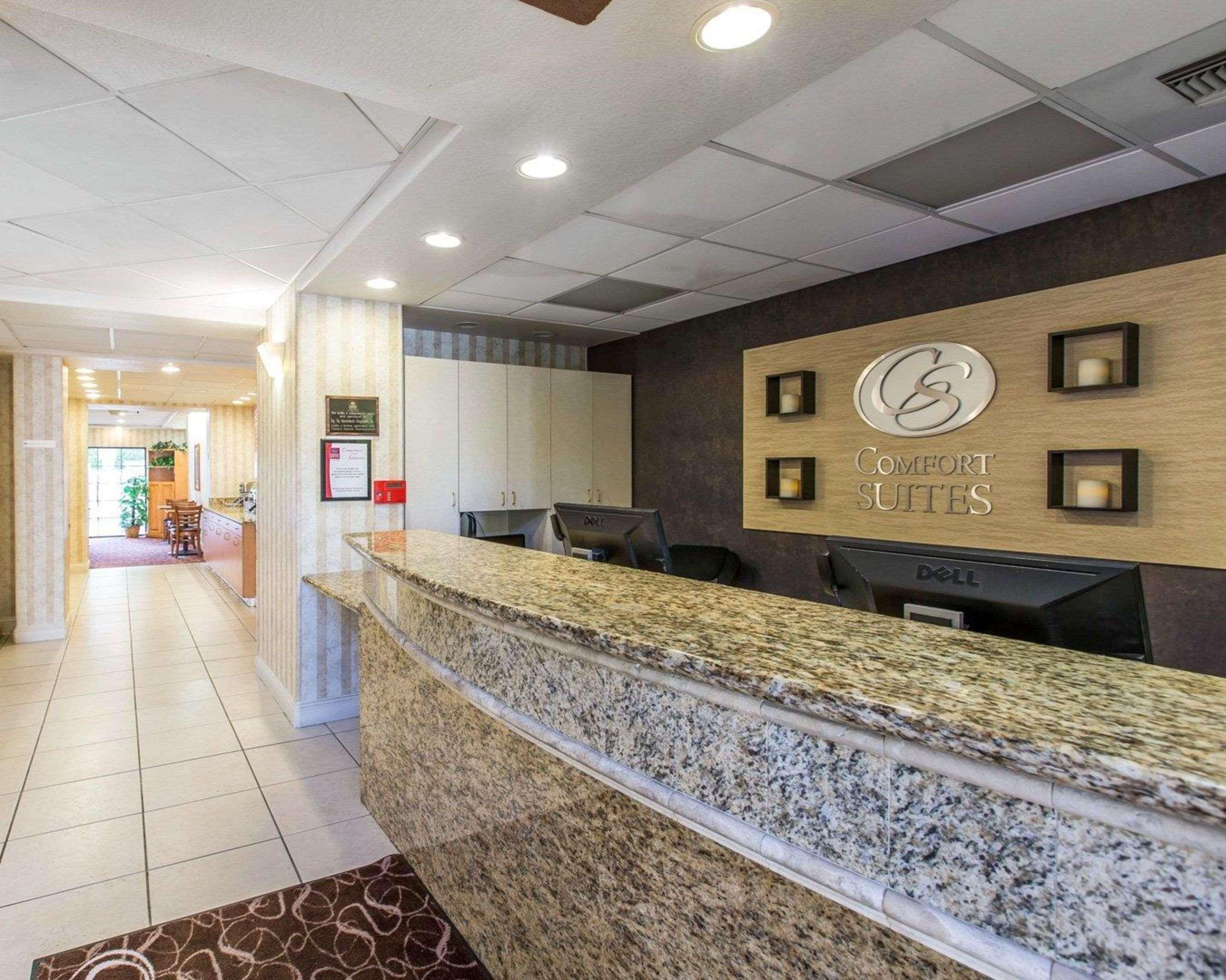 Comfort Suites Palm Desert I-10 Екстериор снимка